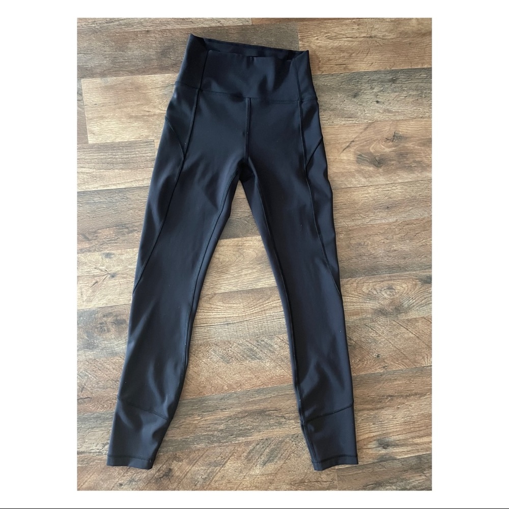 Lululemon black leggings 25” Size 2